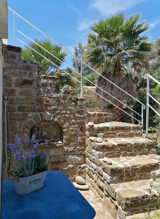 Lemon Tree Cottage Finikounda Exterior foto