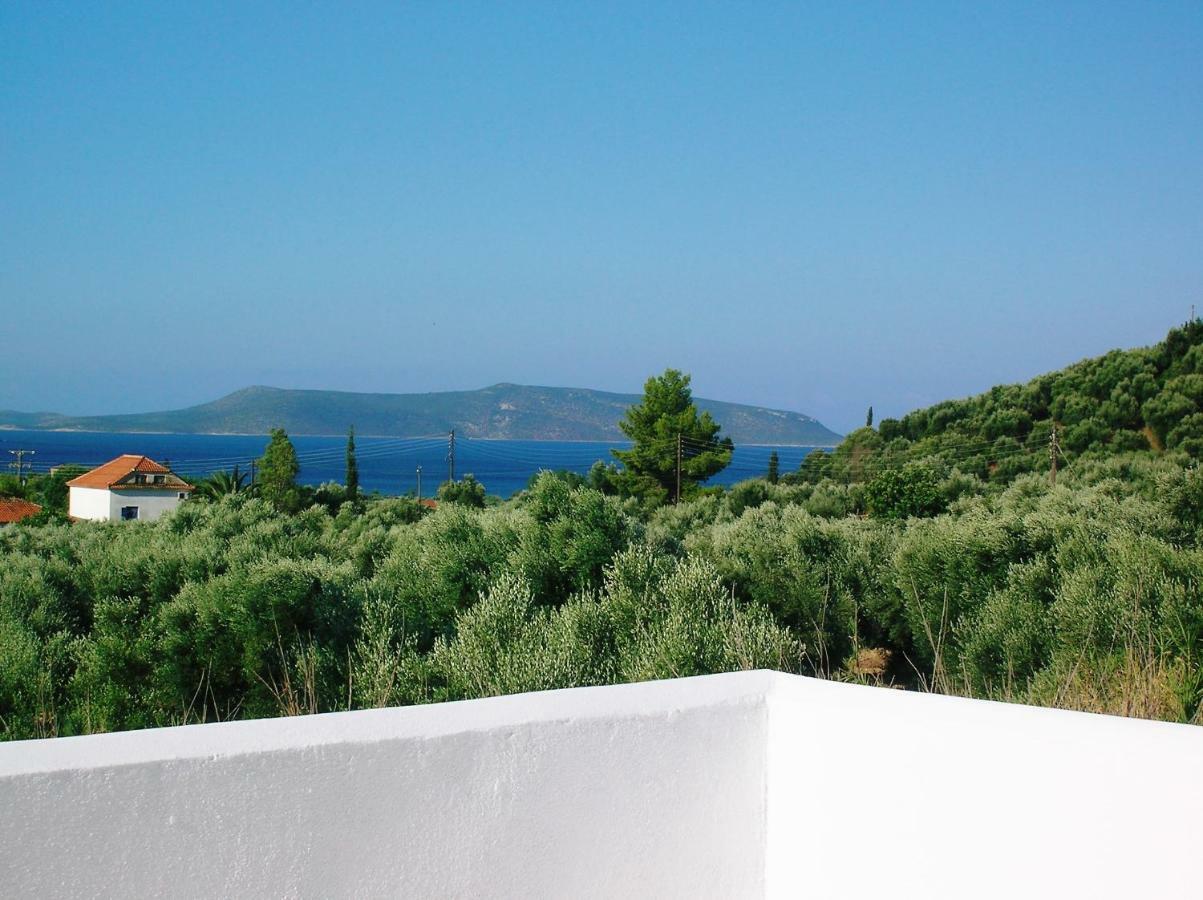 Lemon Tree Cottage Finikounda Exterior foto